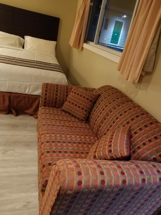 Silver Maple Motel ハリバートン エクステリア 写真